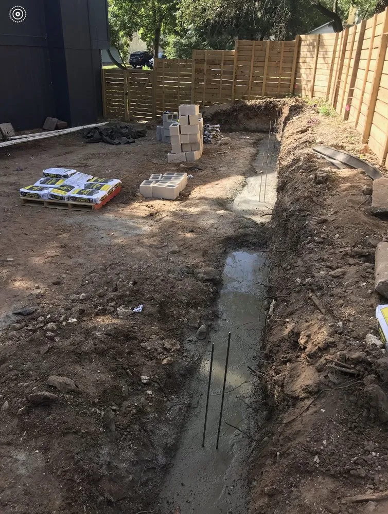 Local lawn mowing service near you across Uhland, TX - LaRaza Contracting LLC