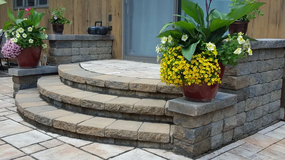 Top-rated garden landscaping in Stewartsville, NJ by Largo Paving