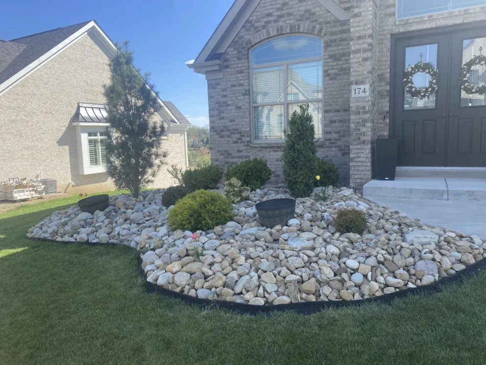 Trusted lawn care service experts serving Canonsburg, PA - Larkin Landscaping