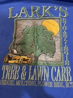 Lark’s Tree & Lawn Care Logo
