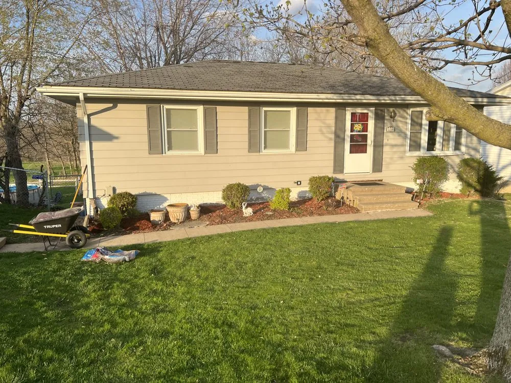 Local landscaping services experts serving Center Point, IA - Larm’s Lawn Care and Landscaping