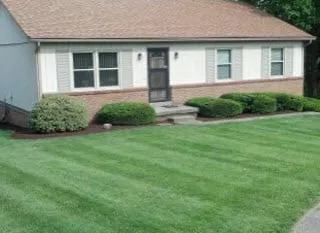 Top-rated residential landscaping in Lexington, KY by Larry Colliver