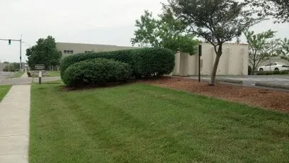 Custom residential landscaping experts serving Lexington, KY - Larry Colliver