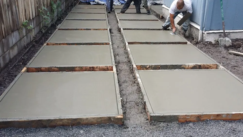 Top-rated yard maintenance for homes in Salt Lake City, UT by Larry's Lawn & Services