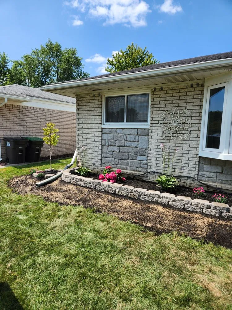 Reliable yard maintenance for year-round maintenance across Southgate, MI - Larry's Lawn Care