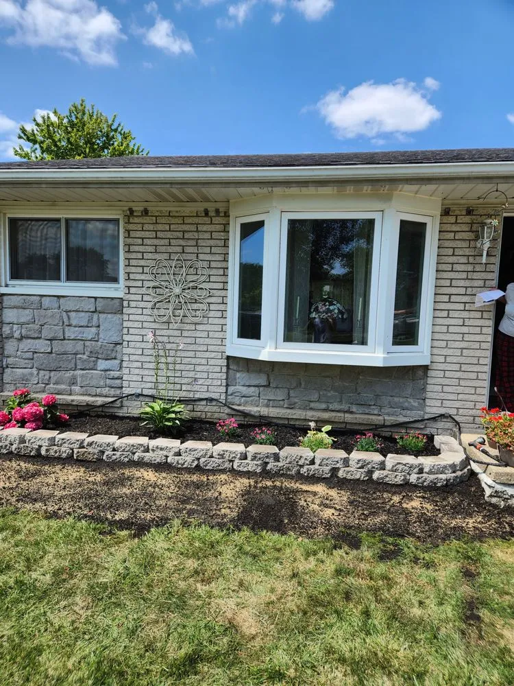 Expert landscaping services in Southgate, MI - Larry's Lawn Care