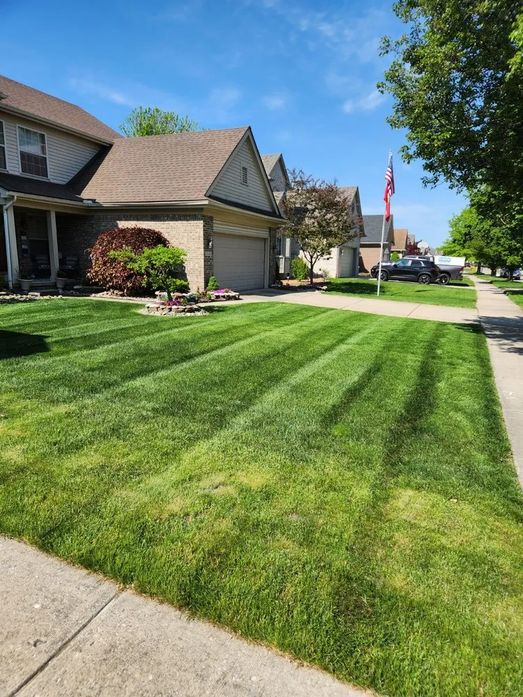 Professional yard maintenance in Southgate, MI by Larry's Lawn Care