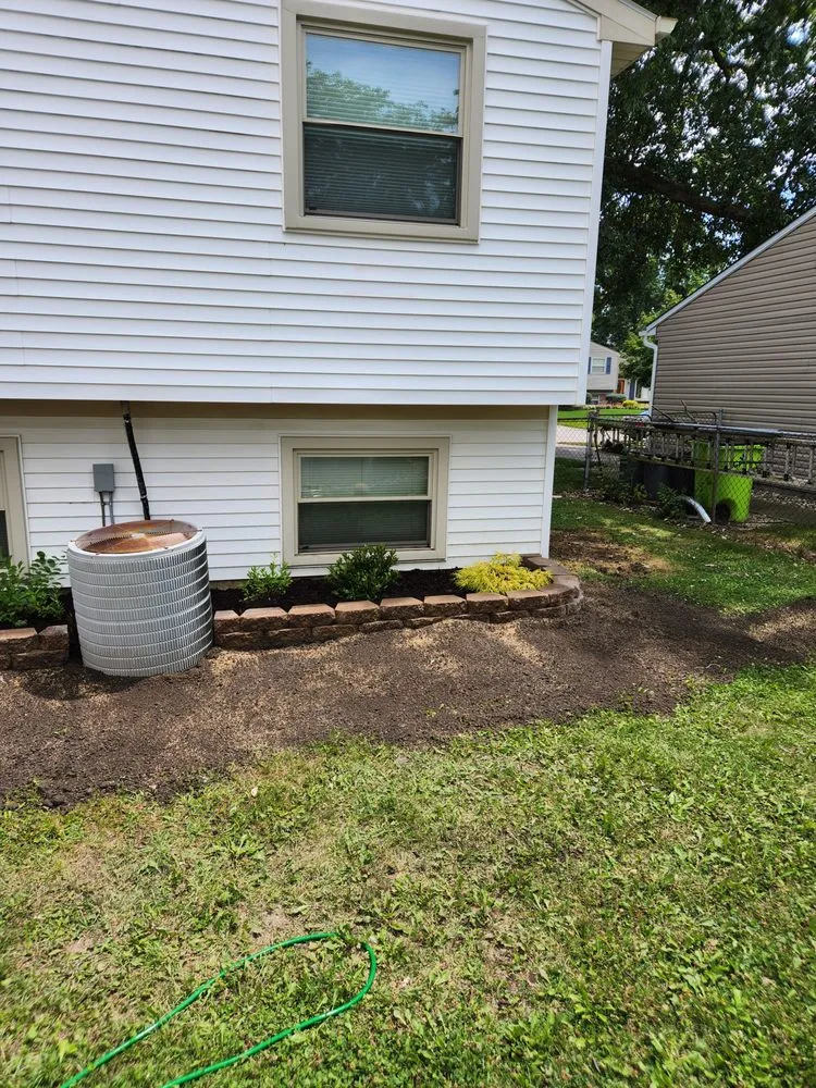 Custom residential landscaping experts serving Southgate, MI - Larry's Lawn Care