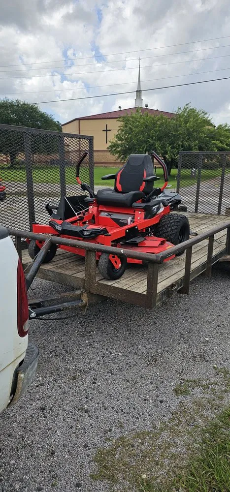 Custom residential landscaping for homes in Woodville, TX by Larry's Lawns & More