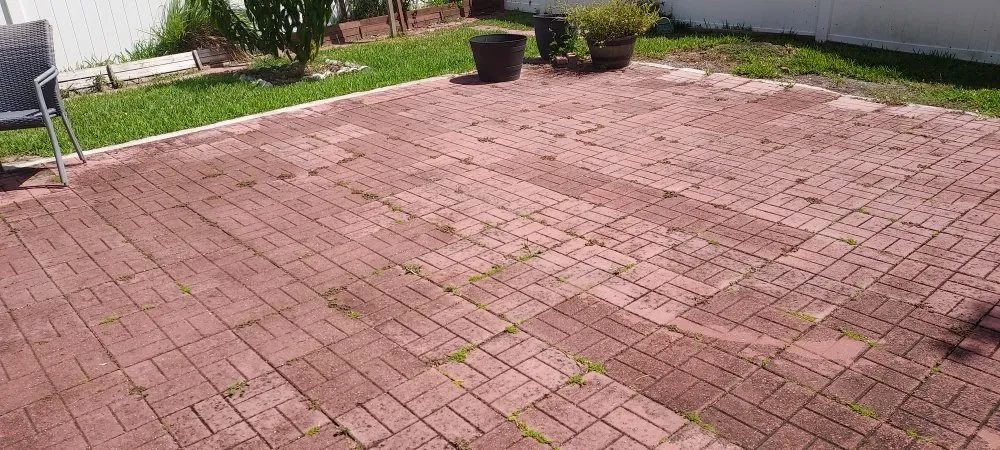 Professional landscaping services for homes across Alafaya, FL - Larry's Mowing & Pressure Washing Services