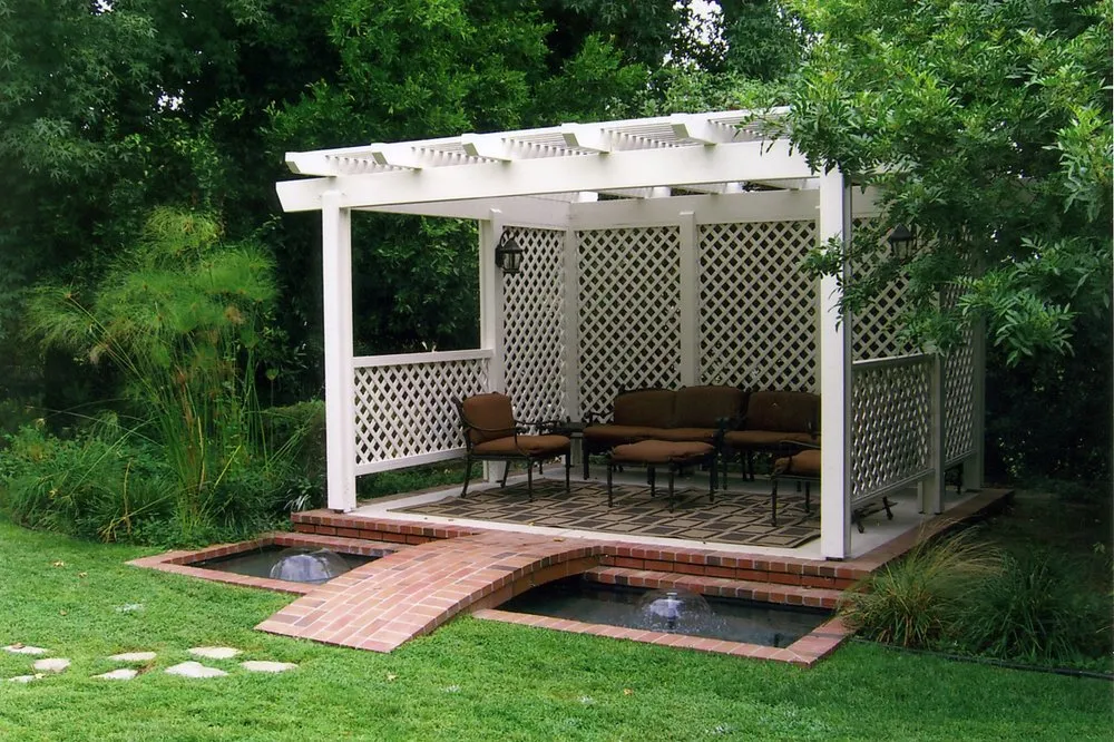 Professional lawn care service in Simi Valley, CA - Larsen Landscape Construction & Design, Inc.