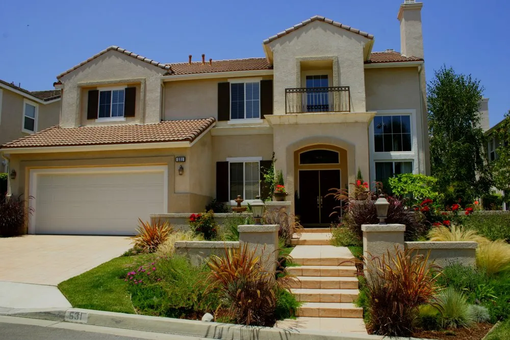 Expert garden landscaping with custom design in Simi Valley, CA by Larsen Landscape Construction & Design, Inc.