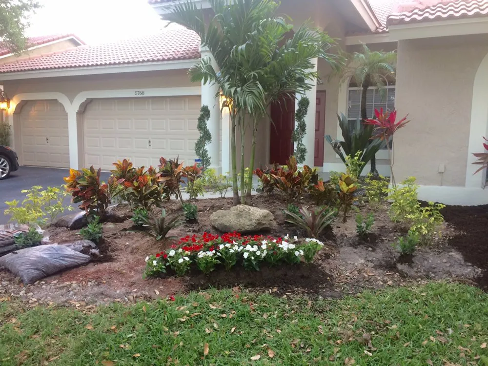 Top-rated landscaping services experts serving Tamarac, FL - Larsen Landscaping