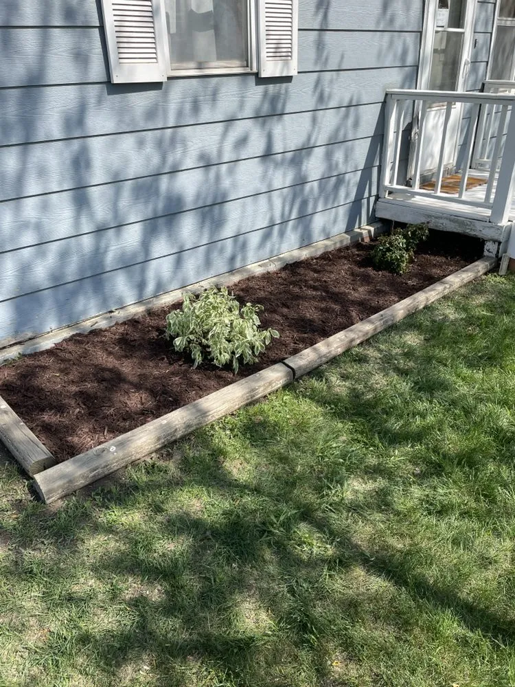 Affordable landscape design in Huron, SD by Larsen Lawn Care