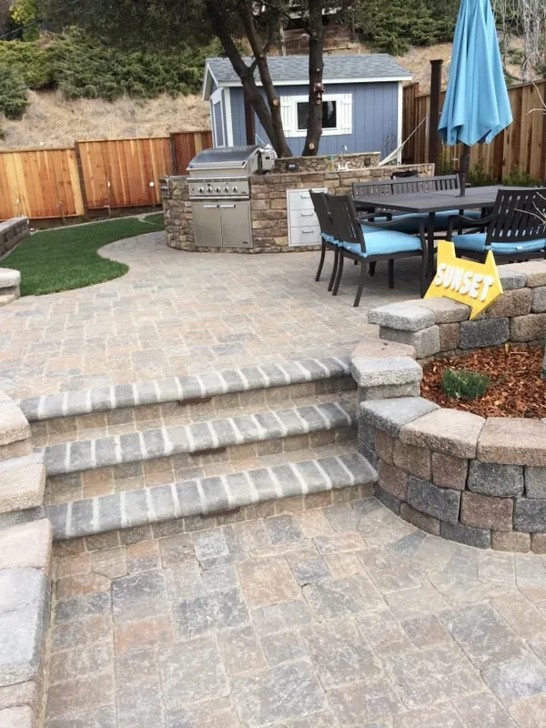 Professional lawn care service in San Jose, CA by Larson Landscape