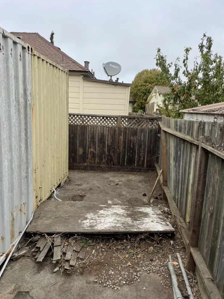 Reliable lawn mowing service in Watsonville, CA by Las Palmas Landscape