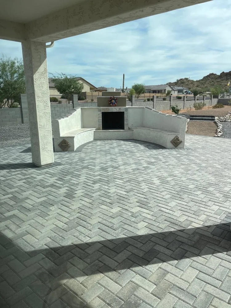 Top-rated residential landscaping for year-round maintenance in San Tan Valley, AZ by Las Perlas Landscaping