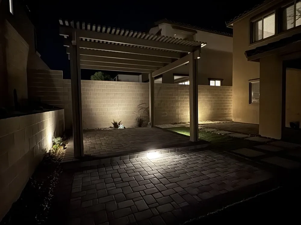 Professional yard maintenance in Las Vegas, NV - Las Vegas Backyards