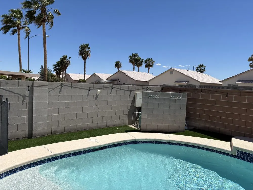 Professional garden landscaping in Las Vegas, NV by Las Vegas Yard Services