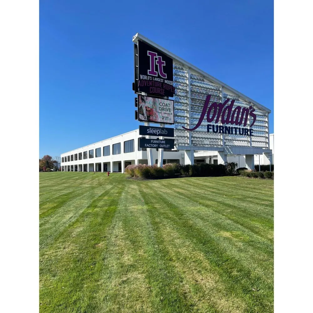 Expert yard maintenance for residential properties across Milford, CT - Lasko Landscaping