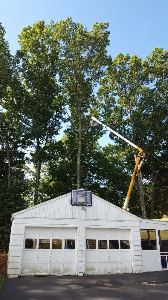 Expert landscaping services for homes across Woodbury, CT - Lasky Enterprises