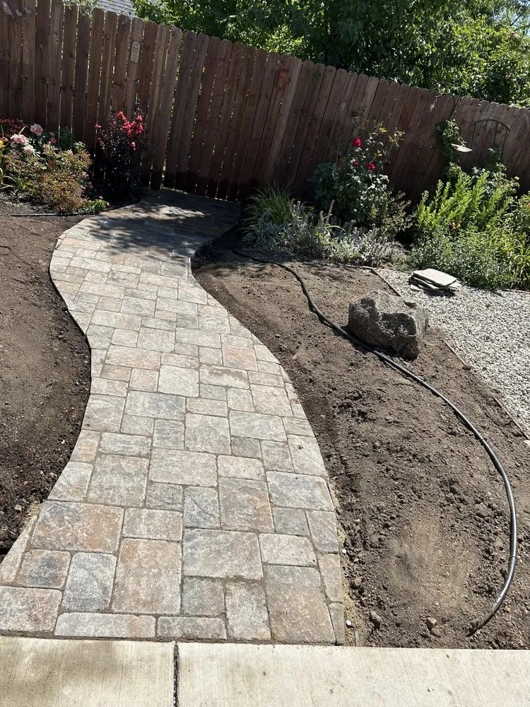 Top-rated garden landscaping for year-round maintenance across Anderson, CA - Lassen Design Scape