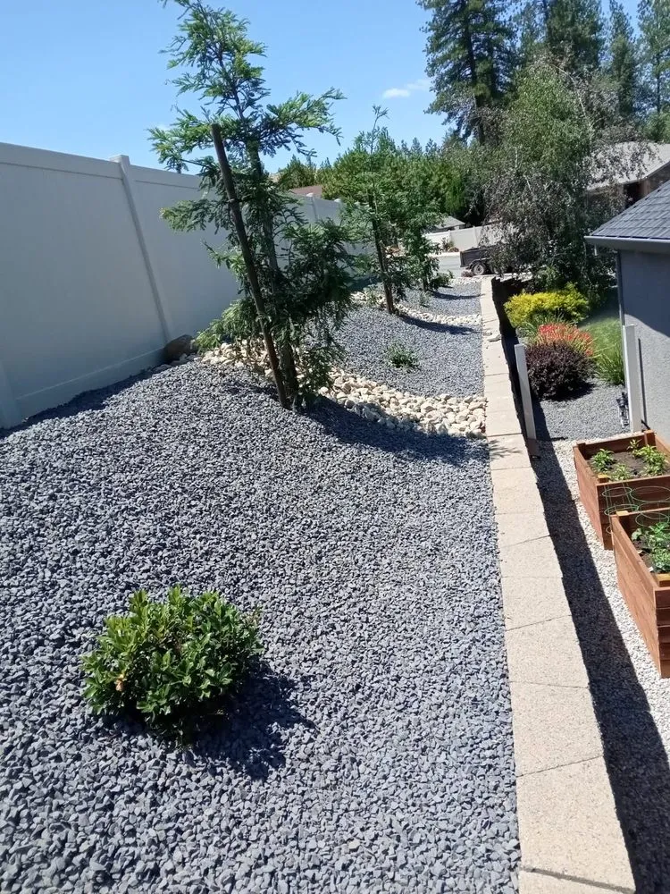 Custom yard maintenance experts serving Anderson, CA - Lassen Design Scape