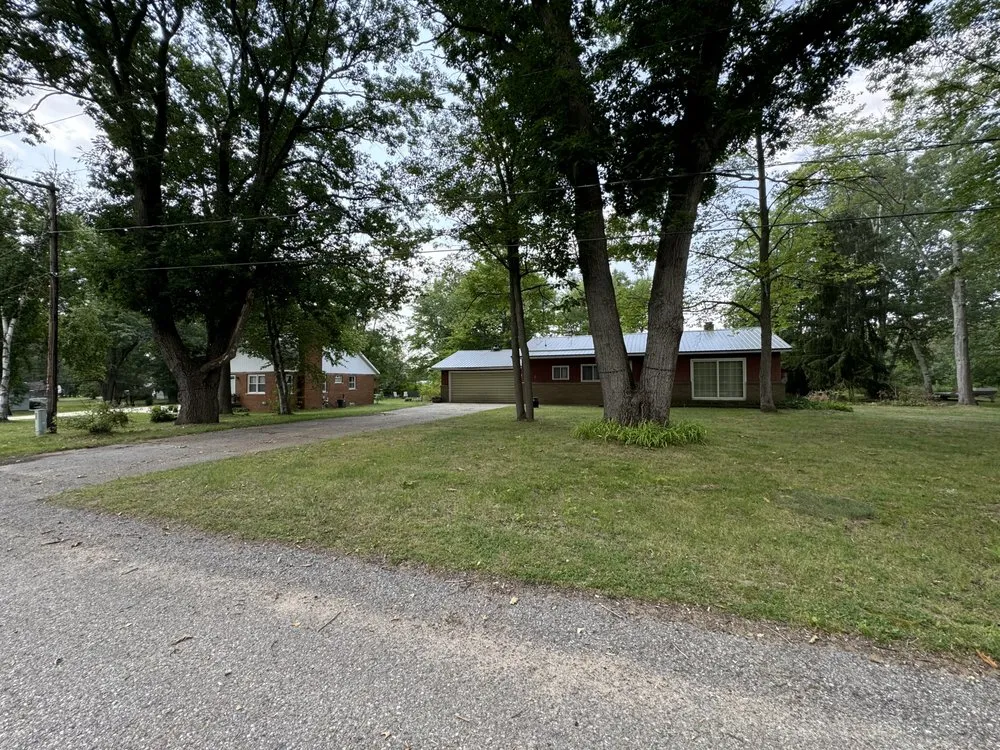 Custom landscaping services in Farwell, MI by Lassen Lawn Care