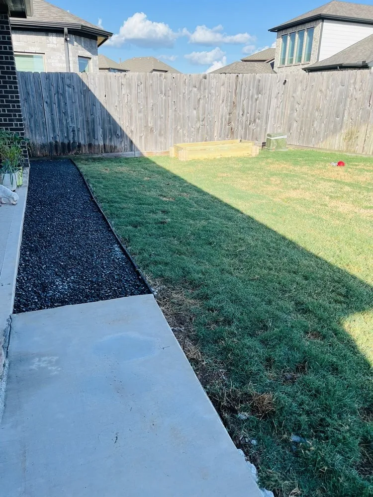 Professional lawn care service with custom design across Sugar Land, TX - Lasting Landscapes