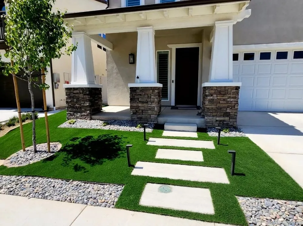 Reliable lawn care service in San Diego, CA - Lastor Landscaping