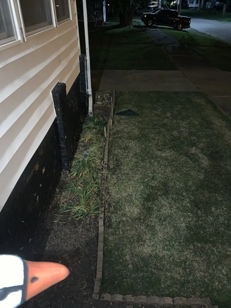 Top-rated residential landscaping experts serving Carmi, IL - Latham Mowing Service And Landscaping