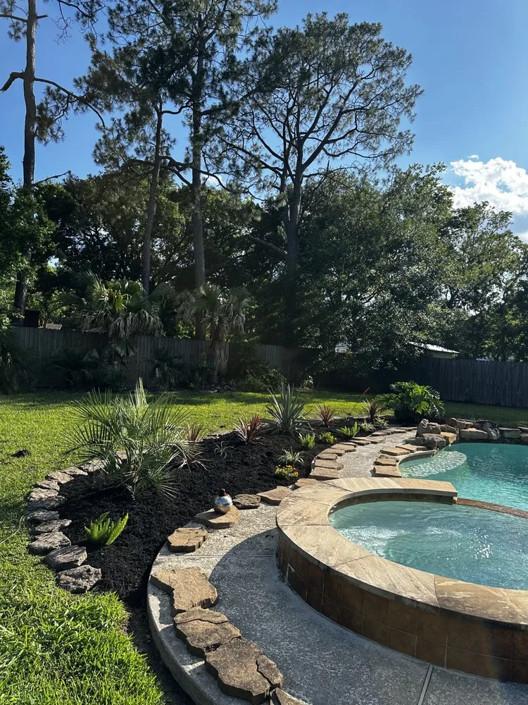 Local residential landscaping in Vidor, TX - Lathan’s Professional Lawn And Landscaping