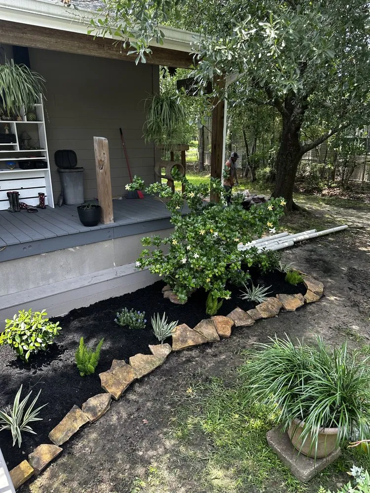 Local lawn care service in Vidor, TX - Lathan’s Professional Lawn And Landscaping