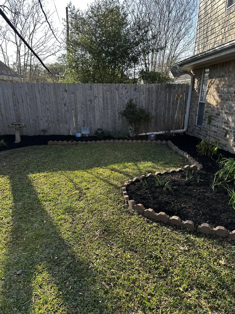 Top-rated yard maintenance in Vidor, TX by Lathan’s Professional Lawn And Landscaping