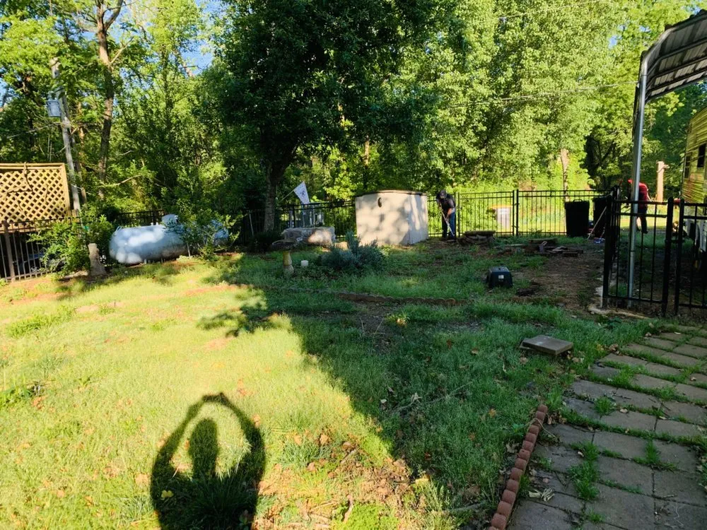 Professional yard maintenance in Conway, AR - Latinos Lawn Care