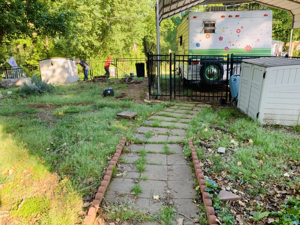 Local lawn care service with custom design in Conway, AR by Latinos Lawn Care