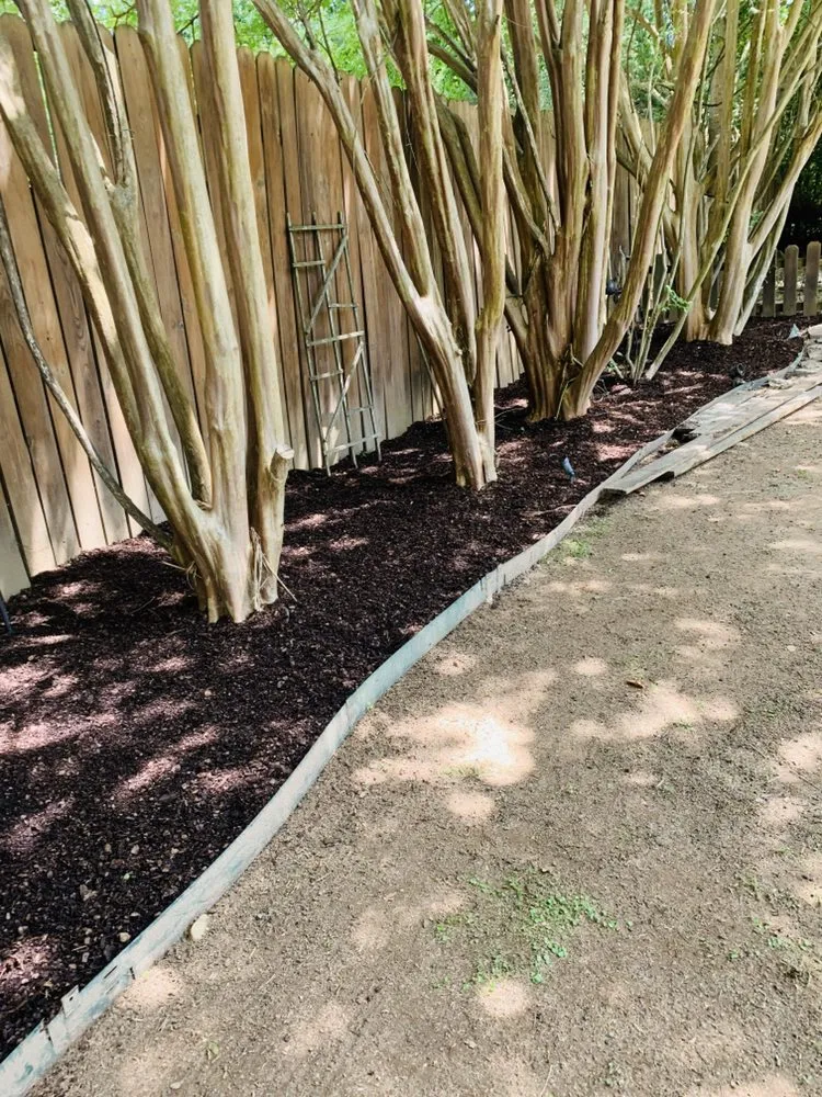 Custom lawn care service in Conway, AR - Latinos Lawn Care