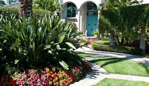 Local landscaping services experts serving Naples, FL - Latitude 26 Lawn and Garden