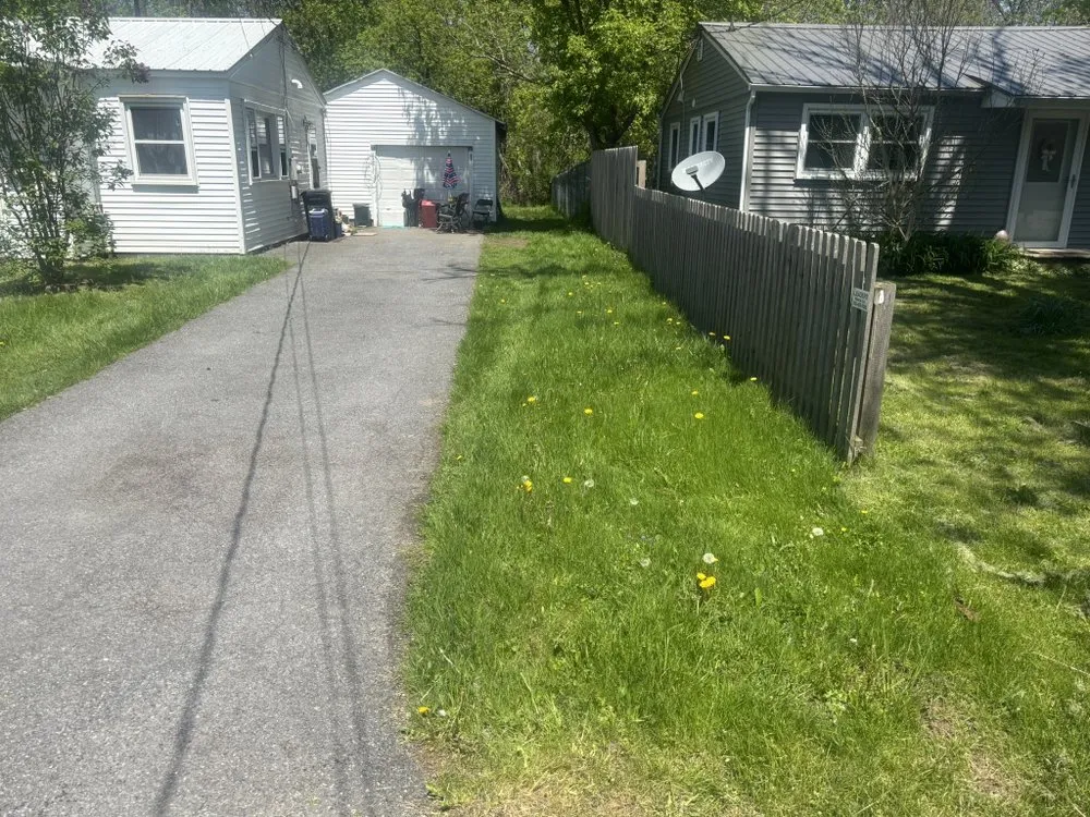 Custom yard cleanup service with custom design across Syracuse, NY - LaTray’s lawn care and property management