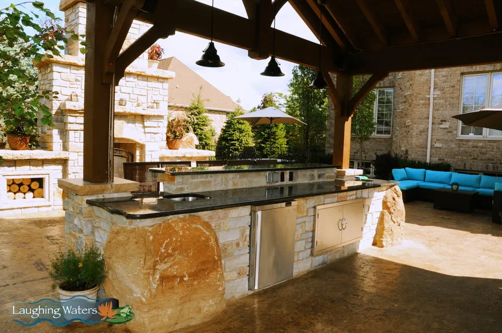 Reliable garden landscaping experts serving Palos Heights, IL - Laughing Waters