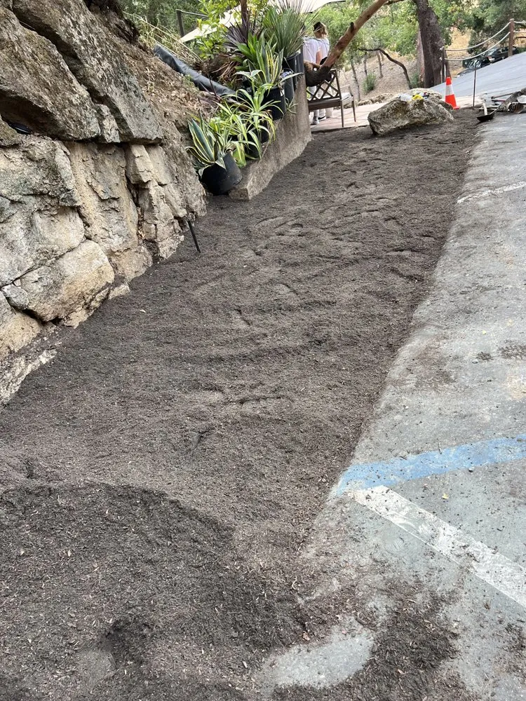 Affordable residential landscaping with custom design in Pleasanton, CA by Laura’s Landscaping Service