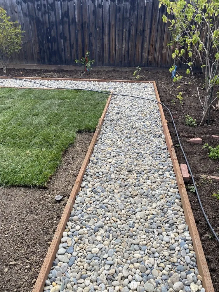 Expert landscape installation experts serving Pleasanton, CA - Laura’s Landscaping Service