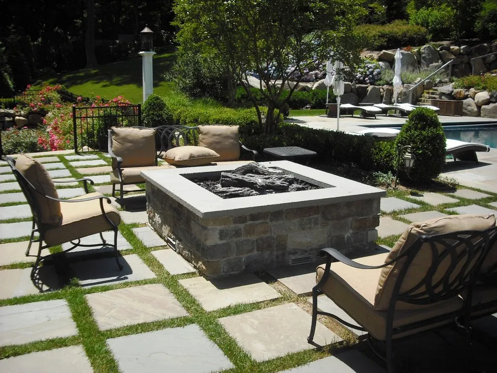 Professional garden landscaping in Huntington, NY by Laurel Group