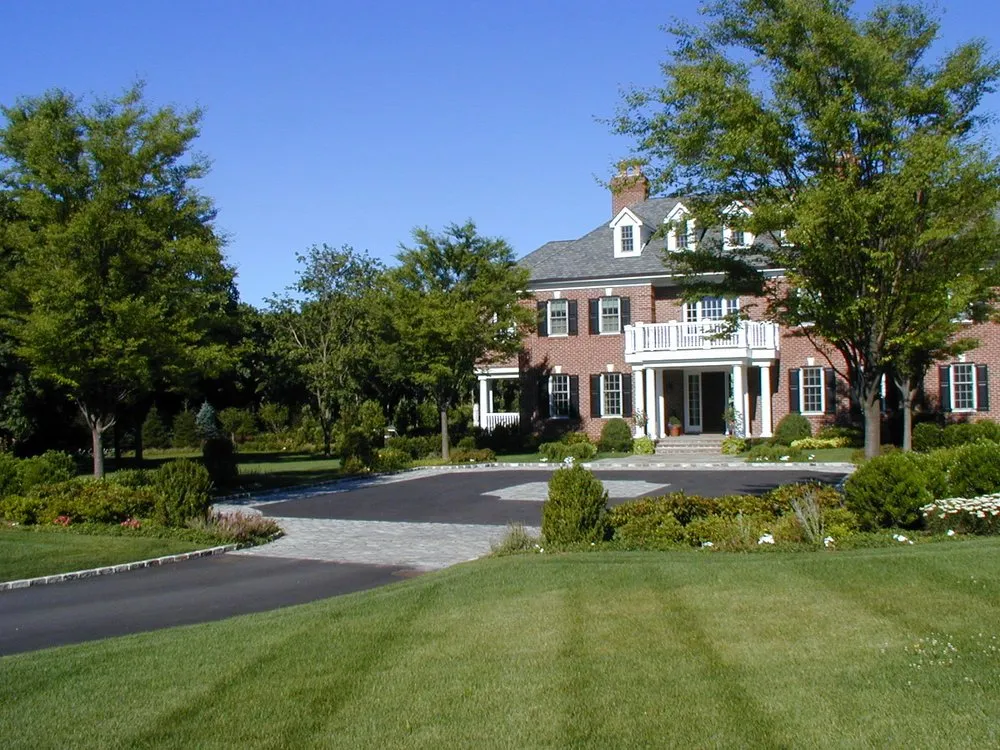 Local landscape design experts serving Huntington, NY - Laurel Group