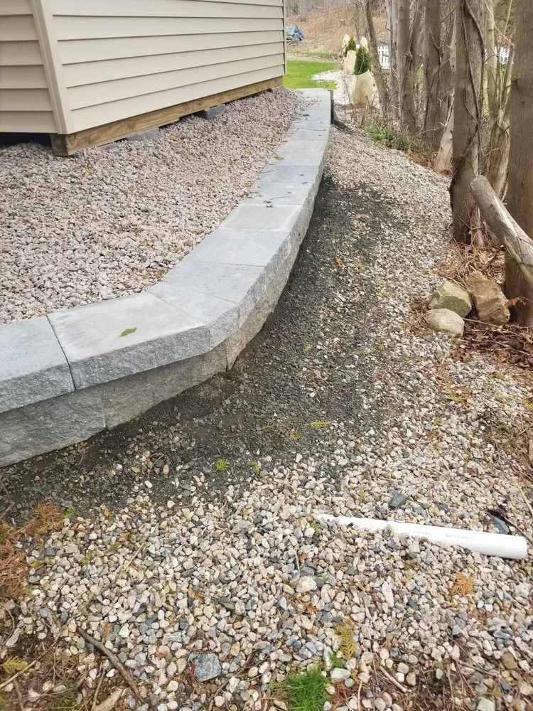 Custom yard maintenance in Branford, CT - Laurel Hill Landscaping
