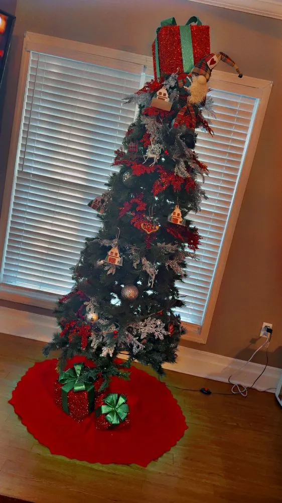 Custom landscaping services experts serving Tuscumbia, AL - Lauren M K Cleaning