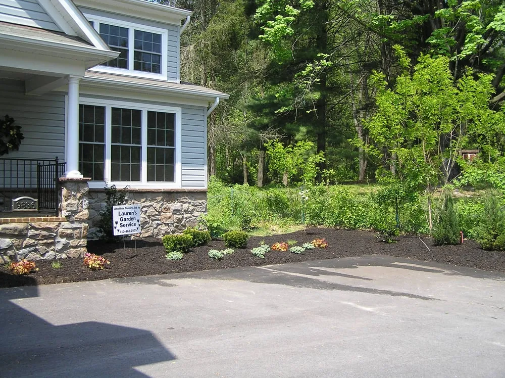 Custom outdoor landscaping in Ellicott City, MD by Lauren's Garden Service & Native Nursery