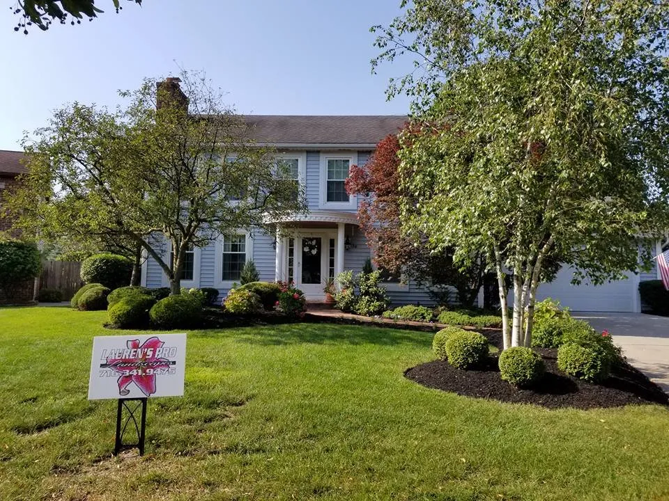 Top-rated lawn mowing service experts serving Buffalo, NY - Lauren's Pro Landscapes