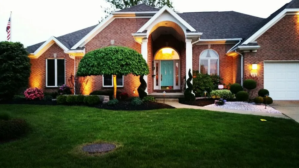 Expert landscaping services experts serving Buffalo, NY - Lauren's Pro Landscapes