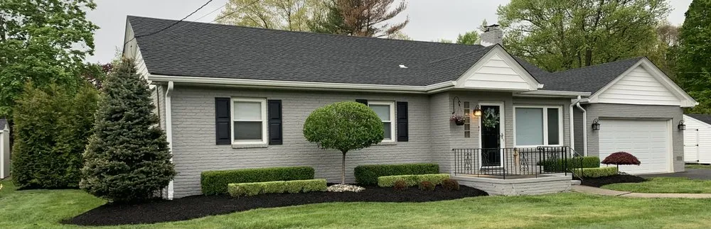 Expert yard maintenance in Manalapan, NJ - Lauro Landscaping